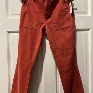 ANTHROPOLOGIE  RUST JEANS WITH SQUARE  POCKETS